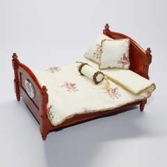 [거실&침실용품]829/6 Wooden Bed With Rose Bedding 