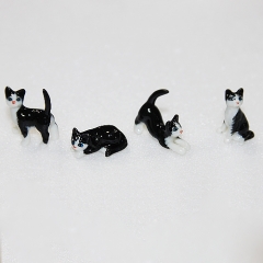 TL-A 021 세라믹 : 작은 고양이들 #1/Black & White(4마리)